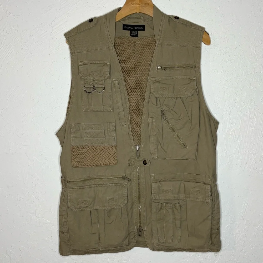 Vtg‎ Banana Republic Safari Vest Sz S Full Zip Multi Pockets Travel Khaki Vented